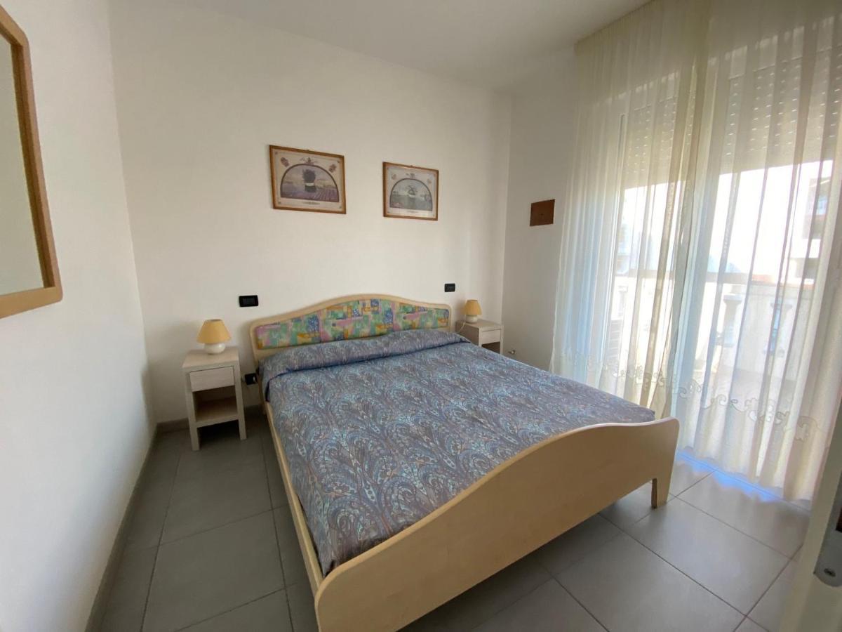 Appartamenti Al Cigno Lignano Sabbiadoro Exteriör bild